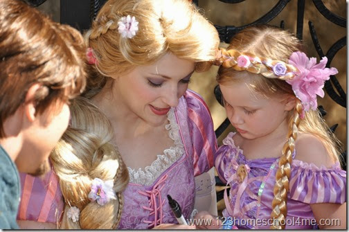Memory maker helps capture special moments of your childrne interacting with characters Memory maker helps capture special moments of your childrne interacting with characters