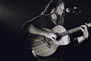 Newton Faulkner