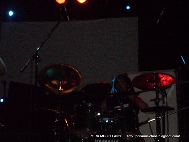 [PORK%2520en%2520Groove%252012-11%2520Junto%2520a%2520Oconnor%2520%252847%2529%255B3%255D.jpg]