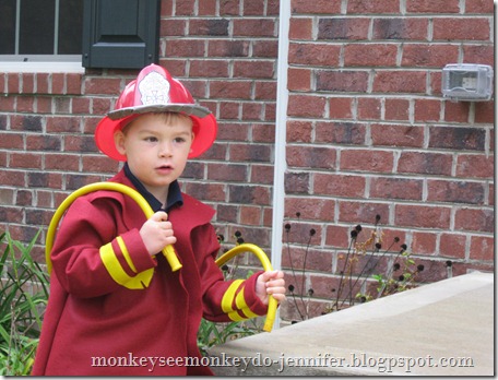fireman and firedog halloween costumes (19)