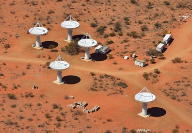antenas do radiotelescópio implantado na Austrália
