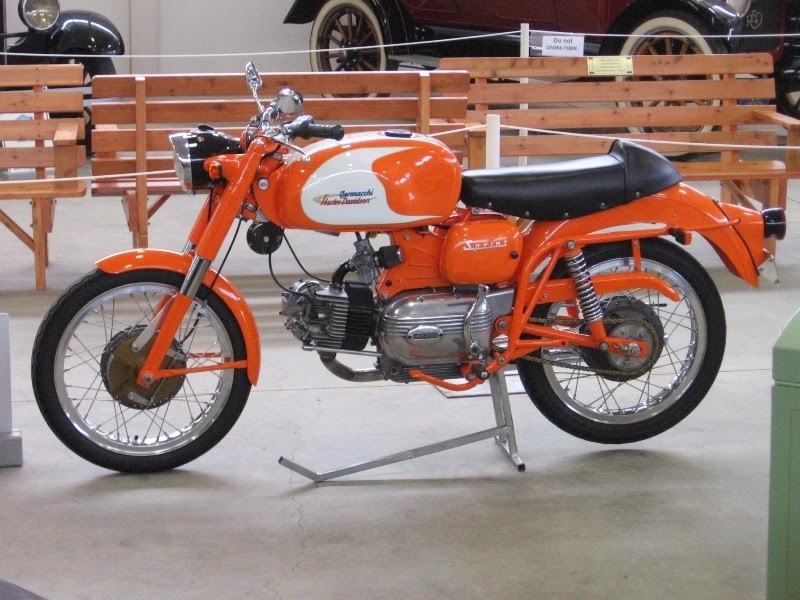 [IMG_4795-1961-Harley-Davidson-Aermac%255B2%255D.jpg]