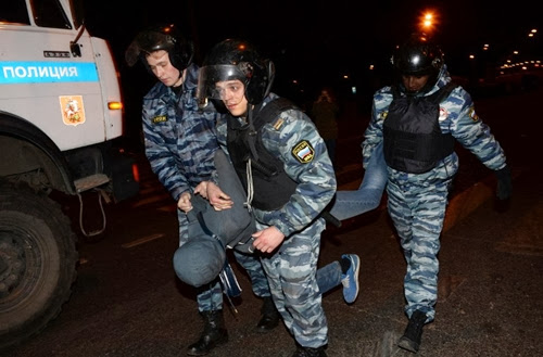 Фотографии беспорядков в Бирюлево
