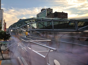 Garden bridge taiwan