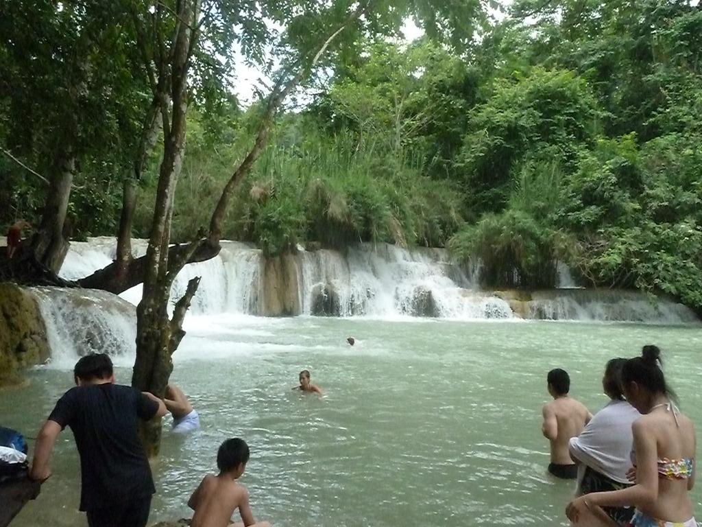 [Laos-Luang-Parbang-Kuang-Si-Falls-5-%255B24%255D.jpg]