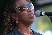 Sisaundra Lewis