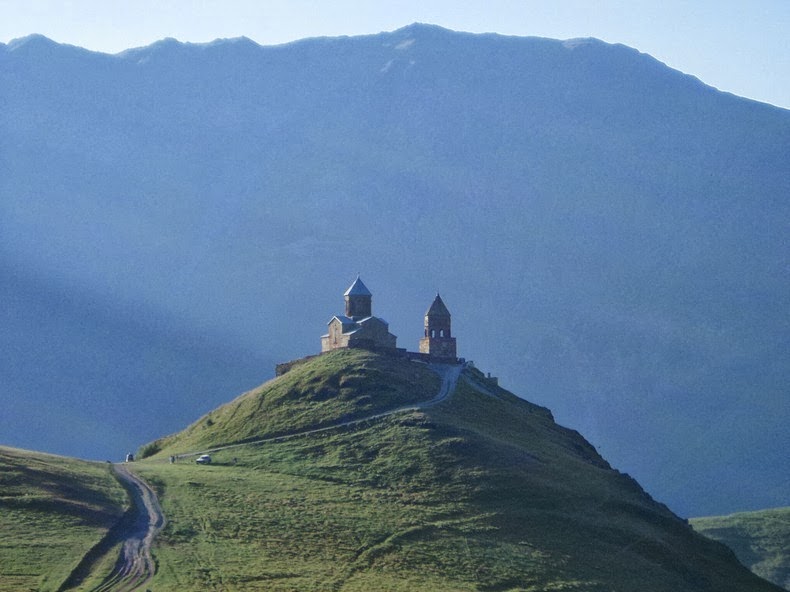 gergeti-trinity-church