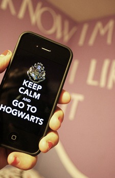 hogwarts-iphone-keep-calm-Favim.com-205915
