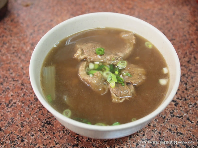 【食記】台中老爺牛肉麵@北區台中二中 : 清燉感的紅燒味..@@|| 中式 北區 區域 午餐 台中市 晚餐 牛肉麵 飲食/食記/吃吃喝喝 麵食類 