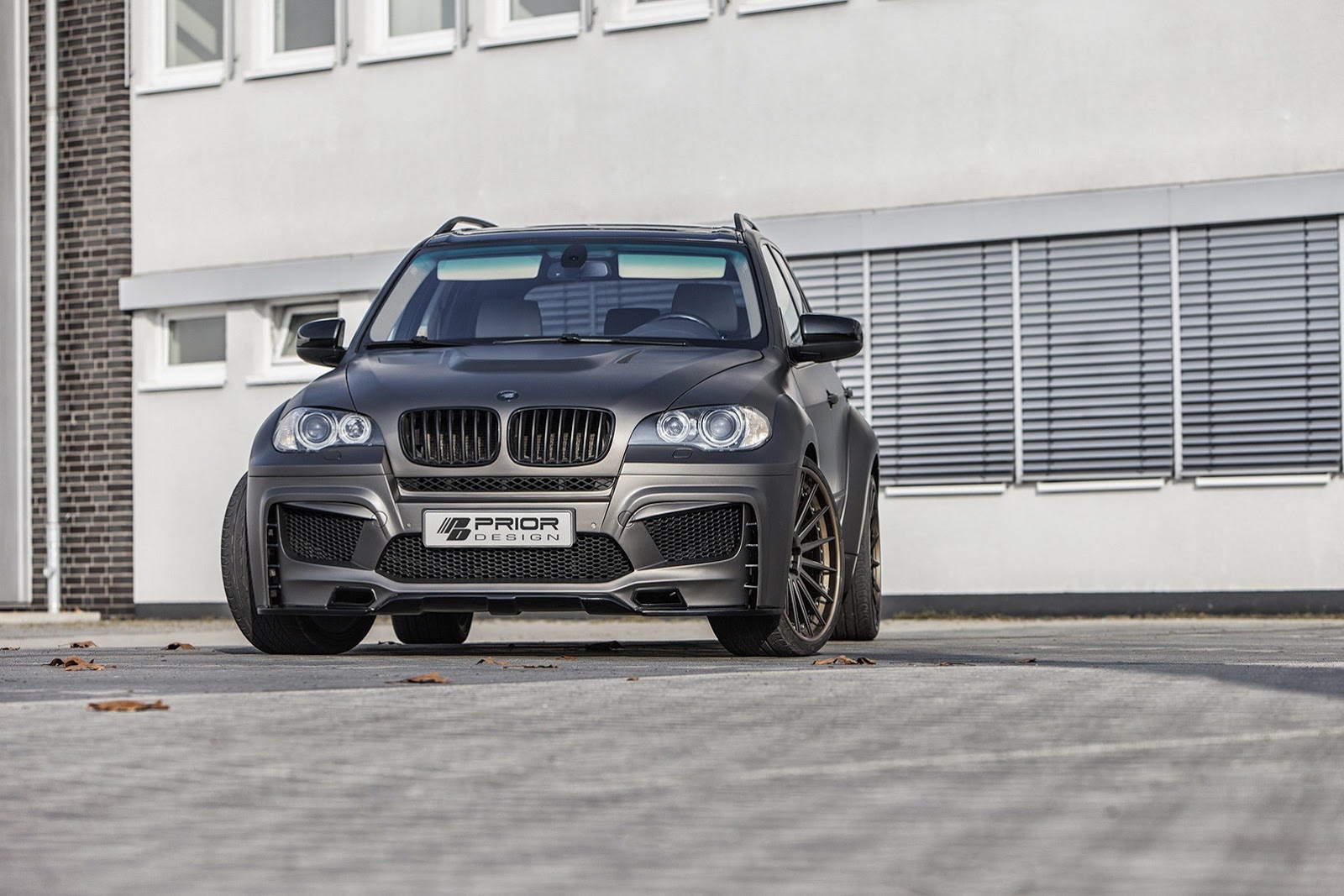 [BMW-X5-E70-2%255B2%255D.jpg]