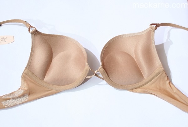 c_BombshellBraNudeVictoriasSecret1 c_BombshellBraNudeVictoriasSecret1