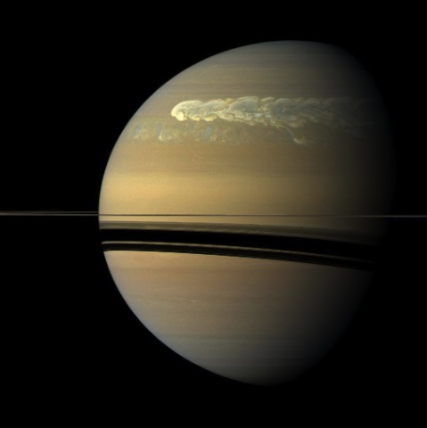 Saturn Storm Catches up to itslef