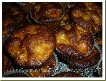 Muffin alle mele con zucchero di canna integrale e grappa al limoncello (4)