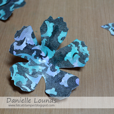 TatteredFloralsTags_Step5_DanielleLounds TatteredFloralsTags_Step5_DanielleLounds