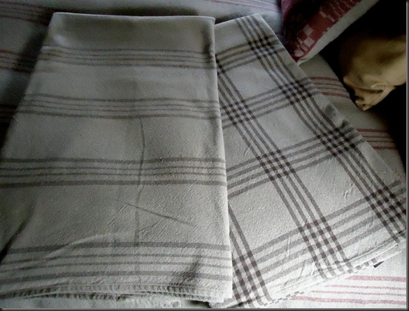 2 blankets