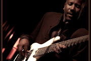 Nathan East