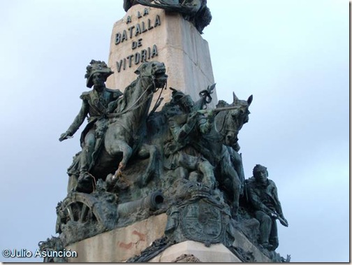 Carga de los aliados - Monumento a la Batalla de Vitoria