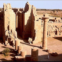 35.- Sala hipóstila del templo de Karnak