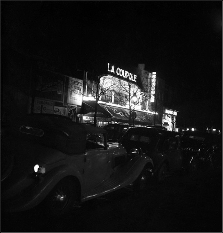 Emile Savitry     Bar de La Coupole de nuit, Montparnasse, Paris      c.1935
