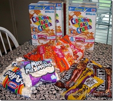 Halloween Treat Bags from mudpiereviews.blogspot.com