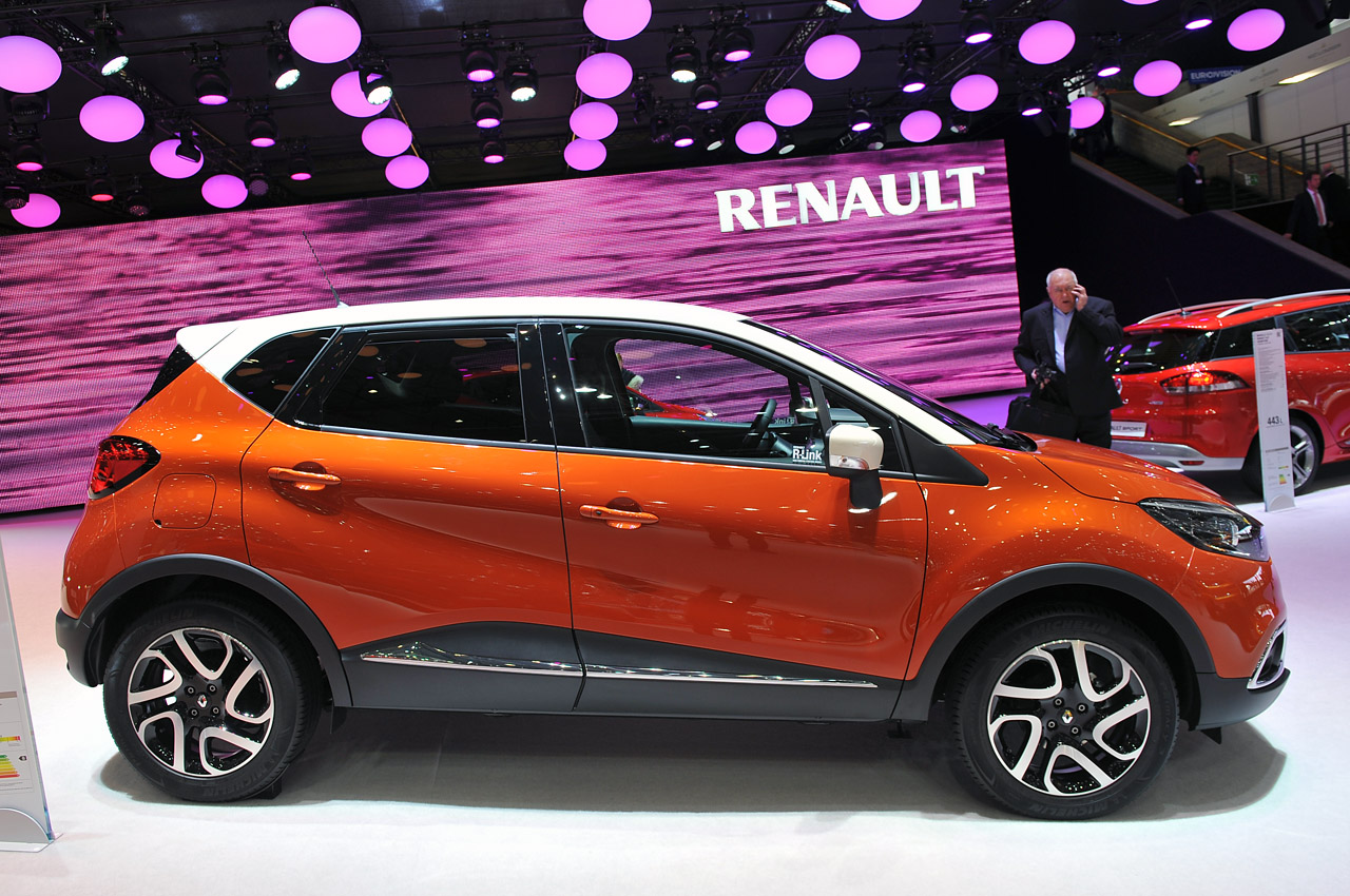 2014-Renault-Captur-5.jpg