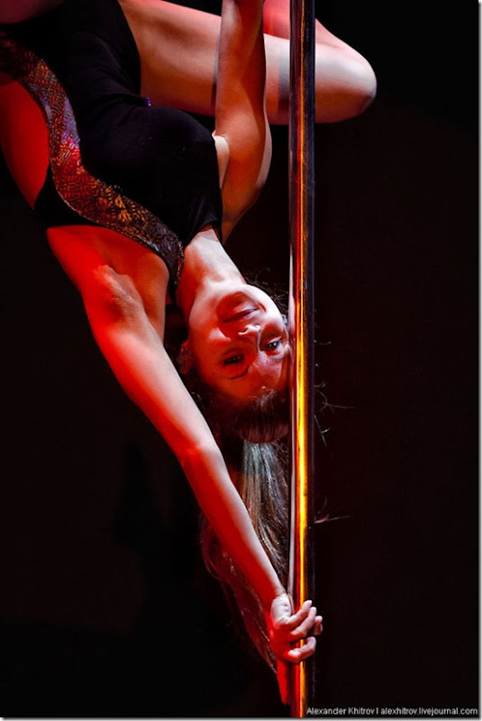 russian-pole-dancing-competition-33
