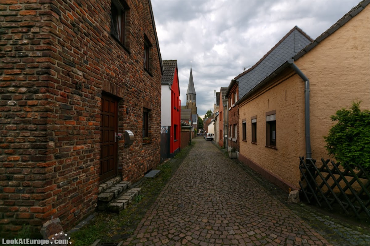 LookAtEurope.com | Европейские фото путешествия. Германия, Дормаген. Крепость-таможня Цонс | Germany, Dormagen Zons