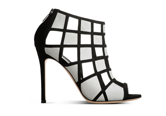[Gianvito%2520Rossi_GO6581_Checked%2520cage%2520sandal%2520in%2520black%2520and%2520white%255B3%255D.jpg]