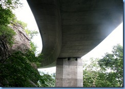 0809 North Carolina, Blue Ridge Parkway - Linn Cove Viaduct Visitor Center - Linn Cove Viaduct