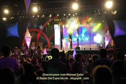 Ovacion para Juan Manuel Salas.JPG