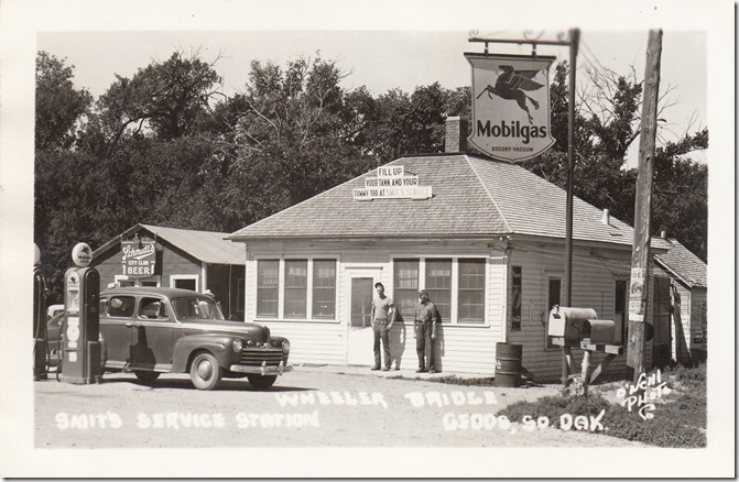 Smit's Service Station - South Dakota O'Neill Co. Vintage Postcard