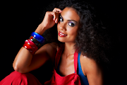 Amel Larrieux