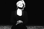 Elaine Paige
