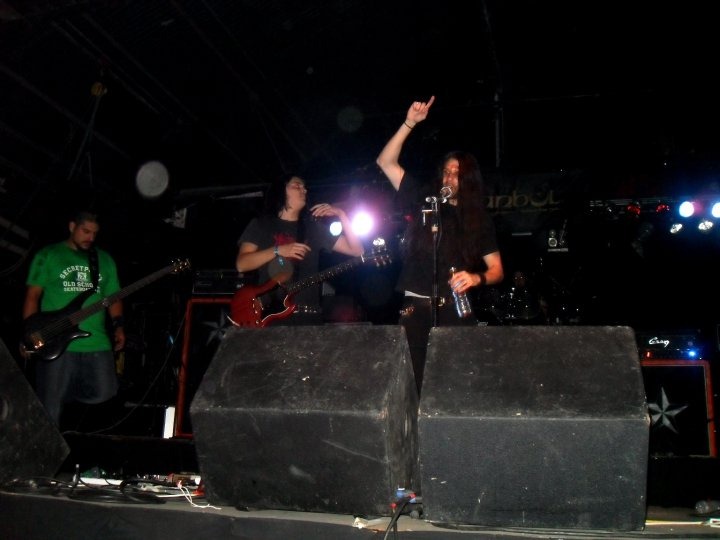 [30498_1459399767840_1318776343_1240841_6518665_n%255B2%255D.jpg]