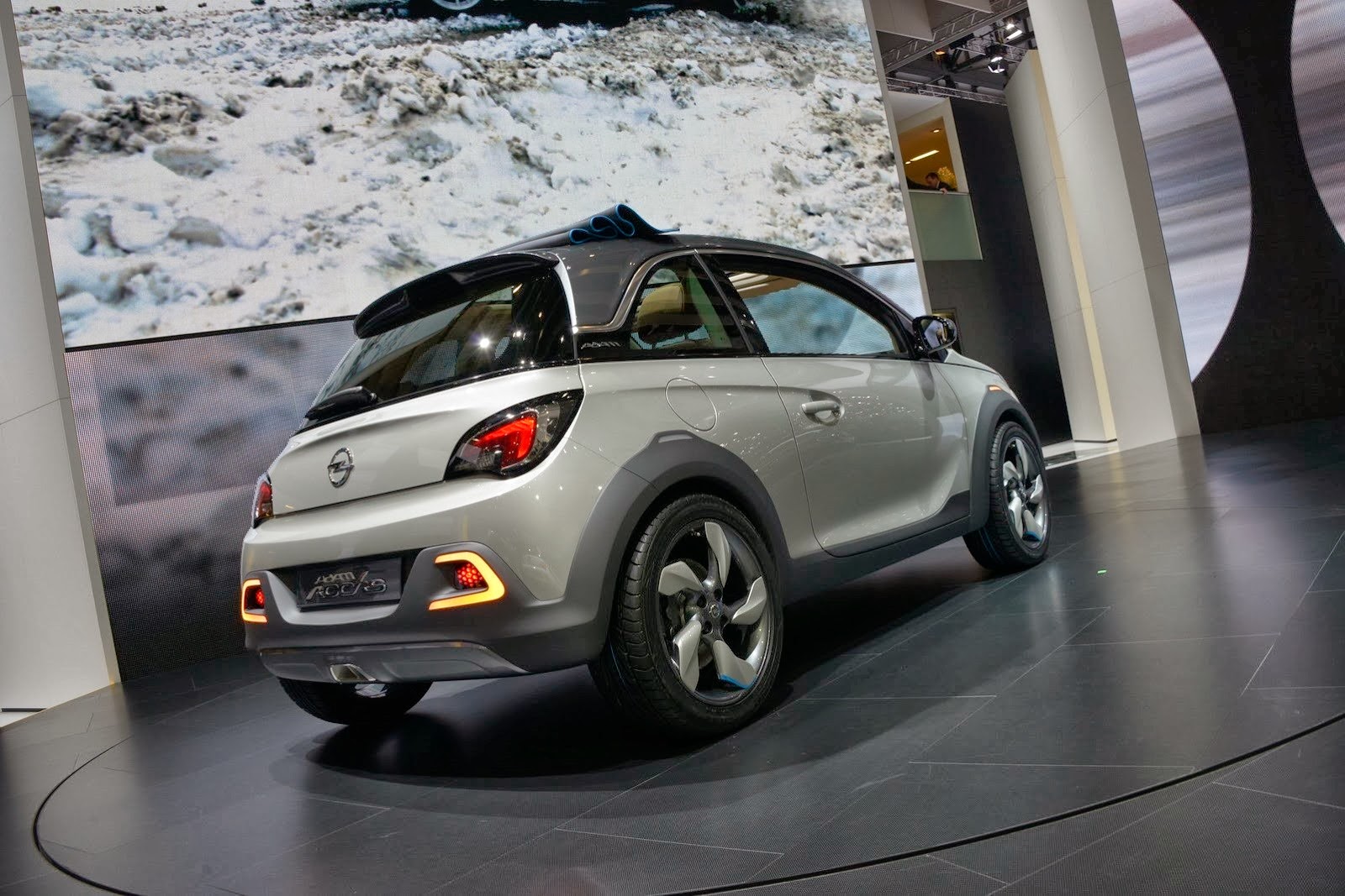 [Opel-Adam-Crossover-4%255B3%255D.jpg]