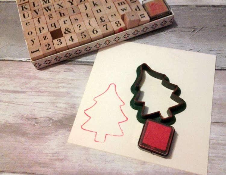 diy-felt-cookie-cutter-christmas-tree-garland