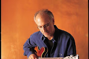 Larry Carlton
