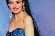 Crystal Gayle