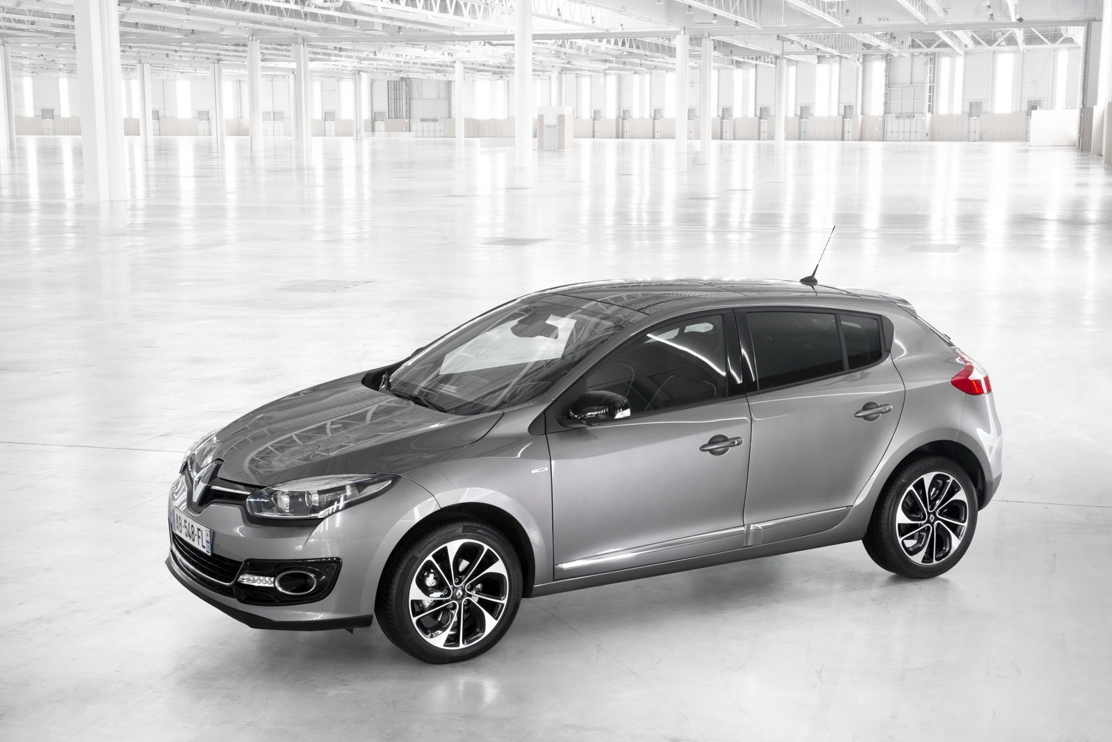 [Renault-Megane2013-10%255B2%255D.jpg]