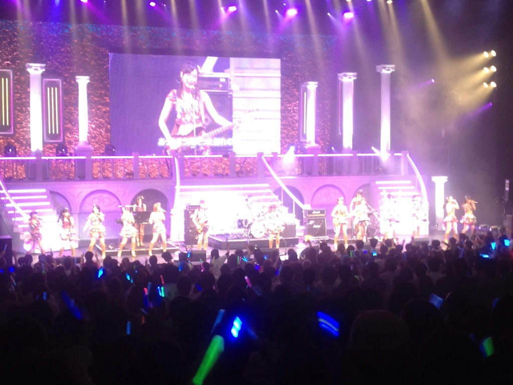 [12%2520-%25201%2520%25288%2529%255B2%255D.jpg]