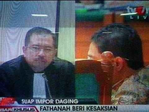 [Ahmad%2520Fathanah%2520bersaksi%255B3%255D.jpg]