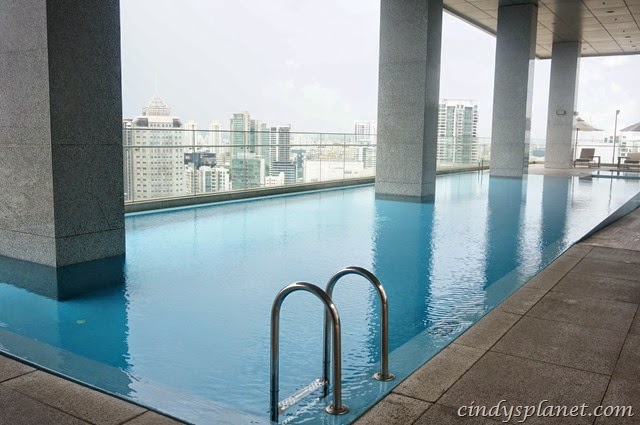 [singapore162.jpg.webp]