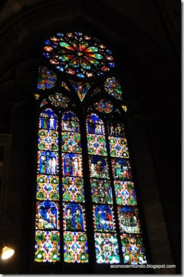 011-Estrasburgo. Catedral. Interior. Vidrieras - DSC_0177