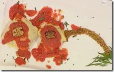 Palacinka con zucchine e salsa di pomodoro