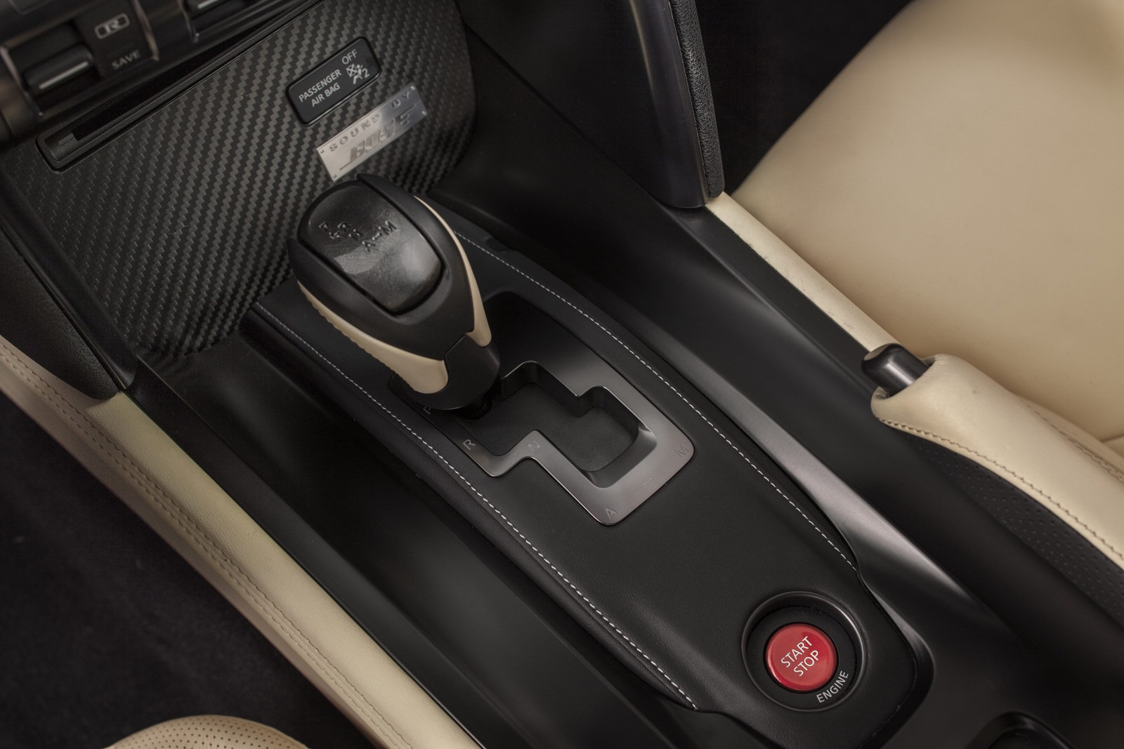 [2015-Nissan-GT-R-21%255B2%255D.jpg]