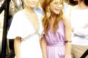 Mary-Kate And Ashley Olsen