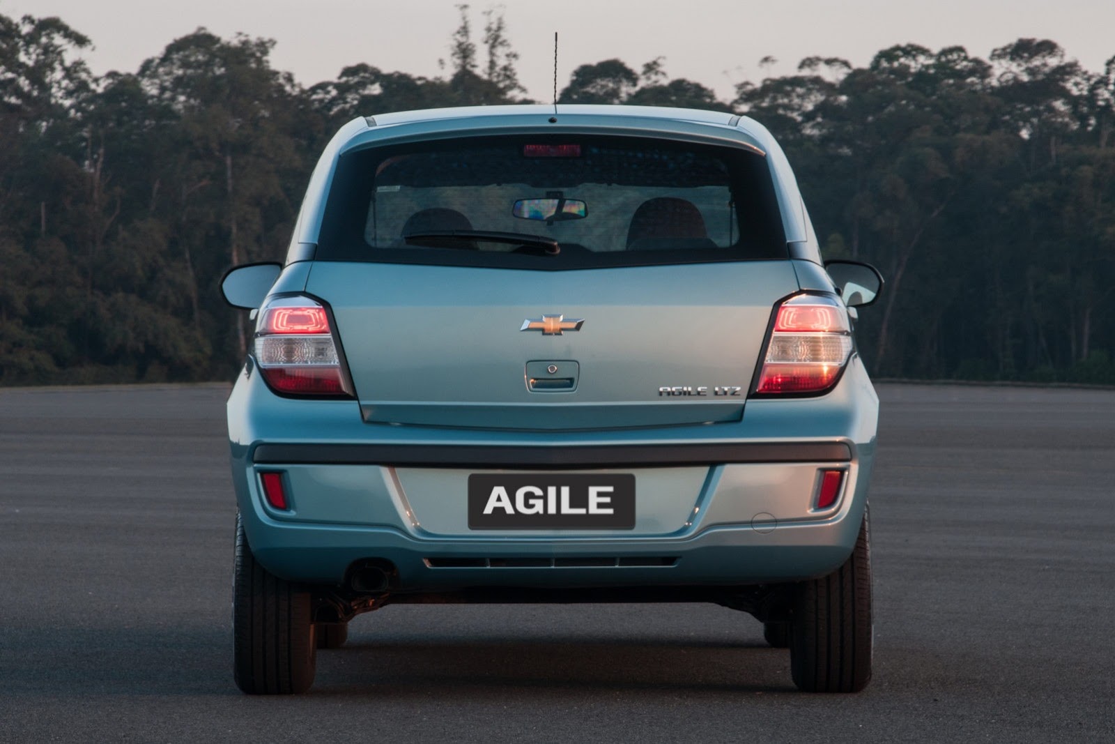 [2014-Chevrolet-Agile-99%255B2%255D.jpg]