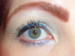 wearing gel eyeliner waterproof in blue lagoon