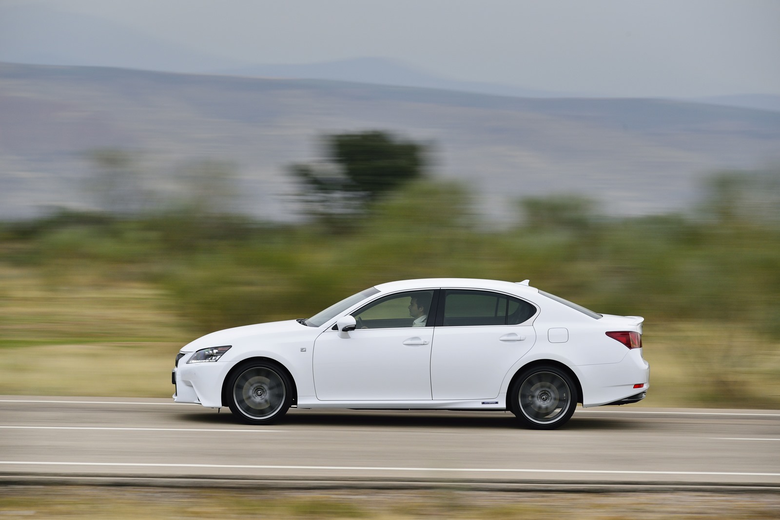 [Lexus-GS-300h-F-Sport-18%255B3%255D.jpg]