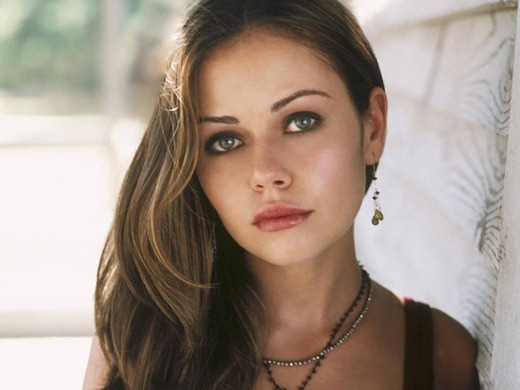 [Alexis%2520Dziena%255B4%255D.jpg]